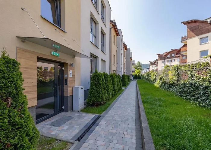 Nowoczesny W Bielsku-bialej Z Widokiem Na Gory By Renters *