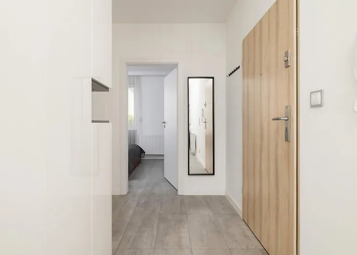 Lägenhet Nowoczesny W Bielsku-bialej Z Widokiem Na Gory By Renters