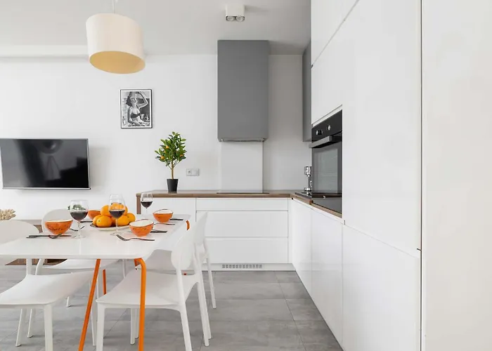 Nowoczesny W Bielsku-bialej Z Widokiem Na Gory By Renters דירה ביילסקו-ביאלה