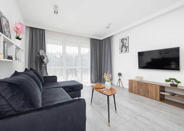 Nowoczesny W Bielsku-bialej Z Widokiem Na Gory By Renters *