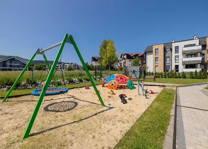 Nowoczesny W Bielsku-bialej Z Widokiem Na Gory By Renters *